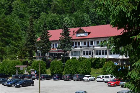 nadja lapiedra hotel|Hotel Priehrada Dedinky.